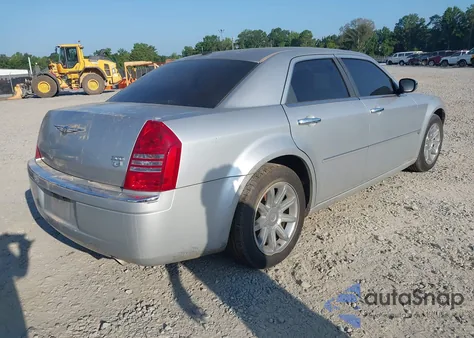 2006 Chrysler 300C из США, поврежденный, VIN 2C3KA63H66H534221
